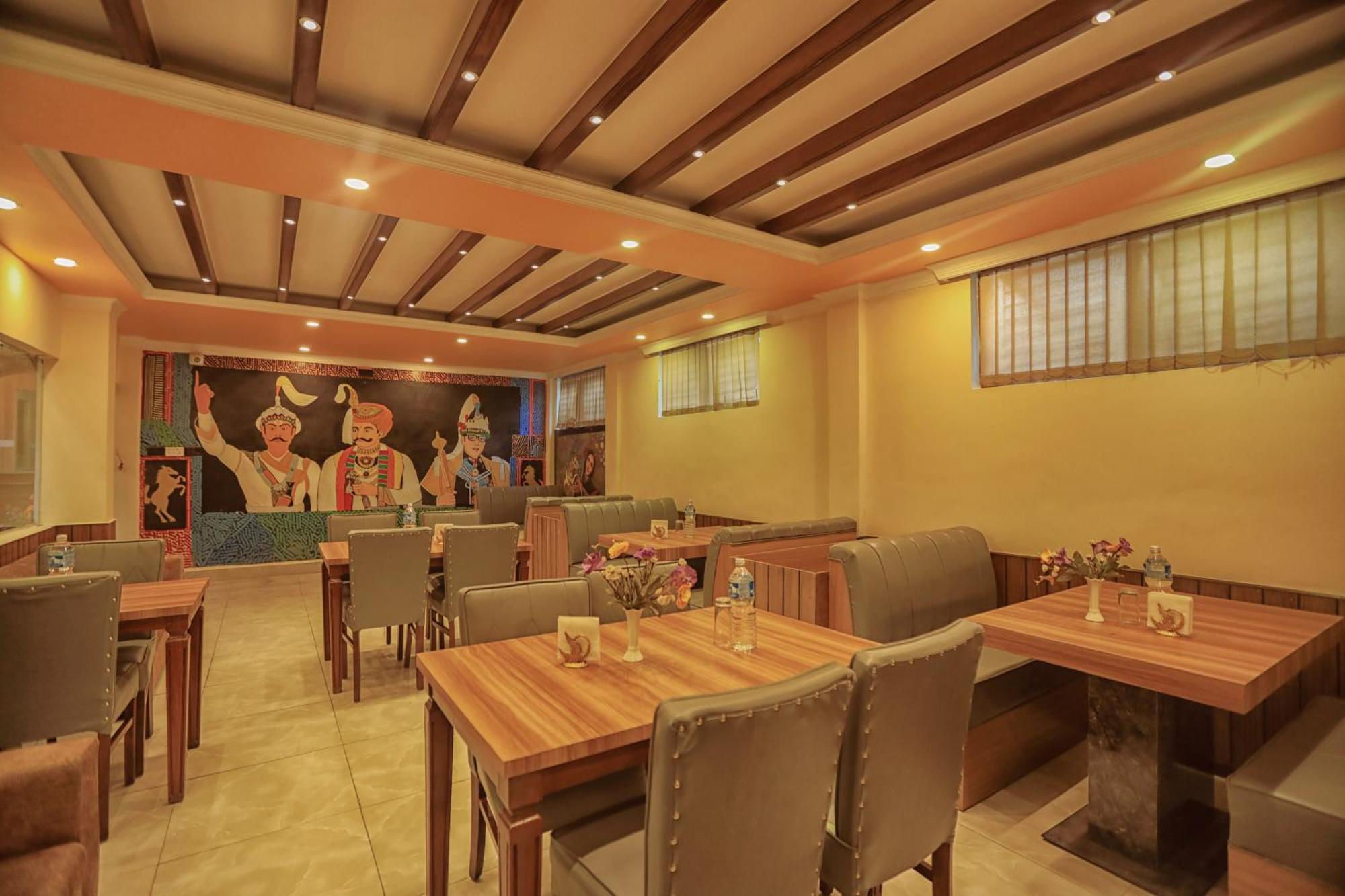 Royal Kings Hotel Katmandu Eksteriør bilde